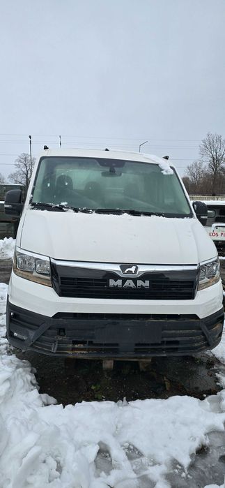 MAN TGE - kabina na części