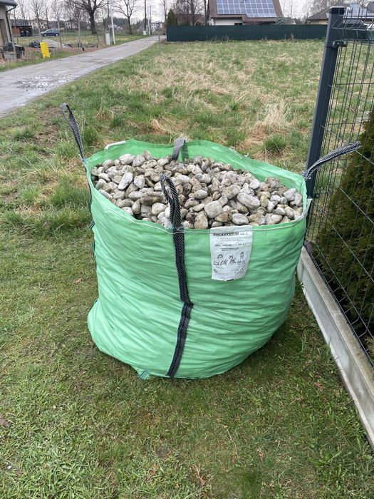 Kamień otoczak  bialy kalcyt thassos white ok 2400kg