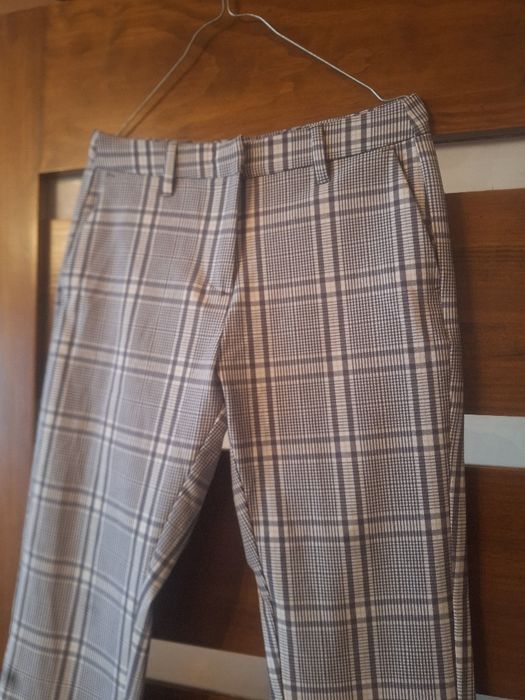 Spodnie damskie Esmara rozm.34 stan idealny.