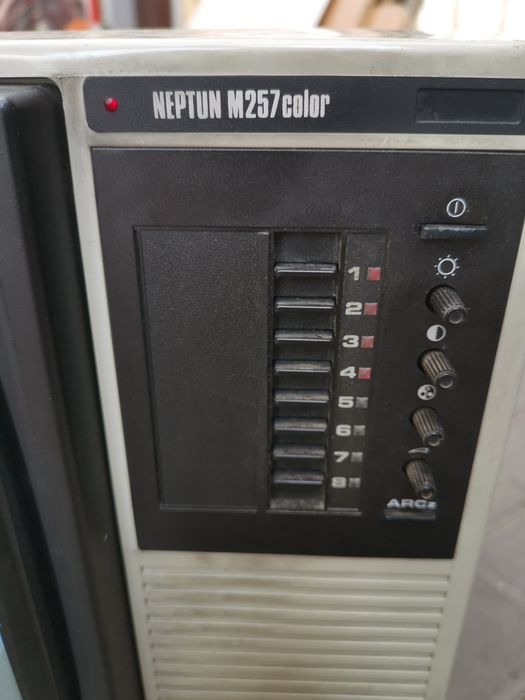 Neptun m257color telewizor prl sprawny