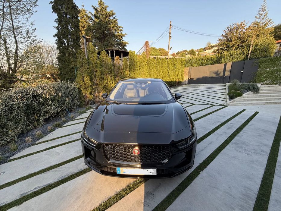 Jaguar I-Pace EV400 AWD SE
