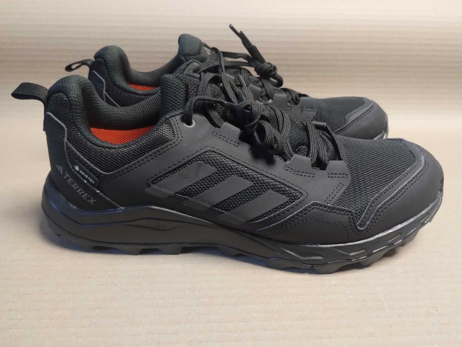 Buty sportowe trekkingowe  Adidas terrex GTX 42 2/3 bdb