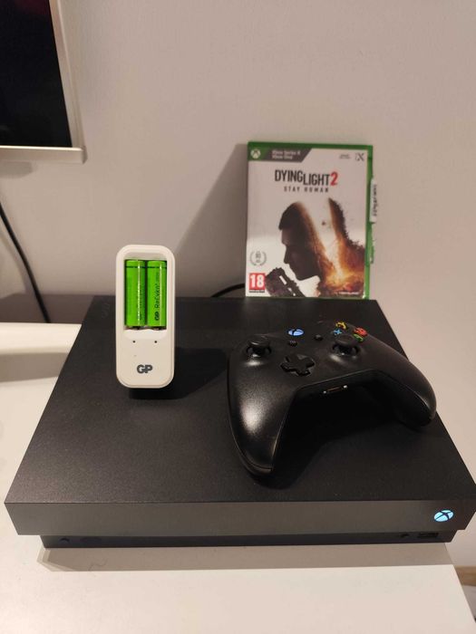 Konsola Xbox One X 3 Gry