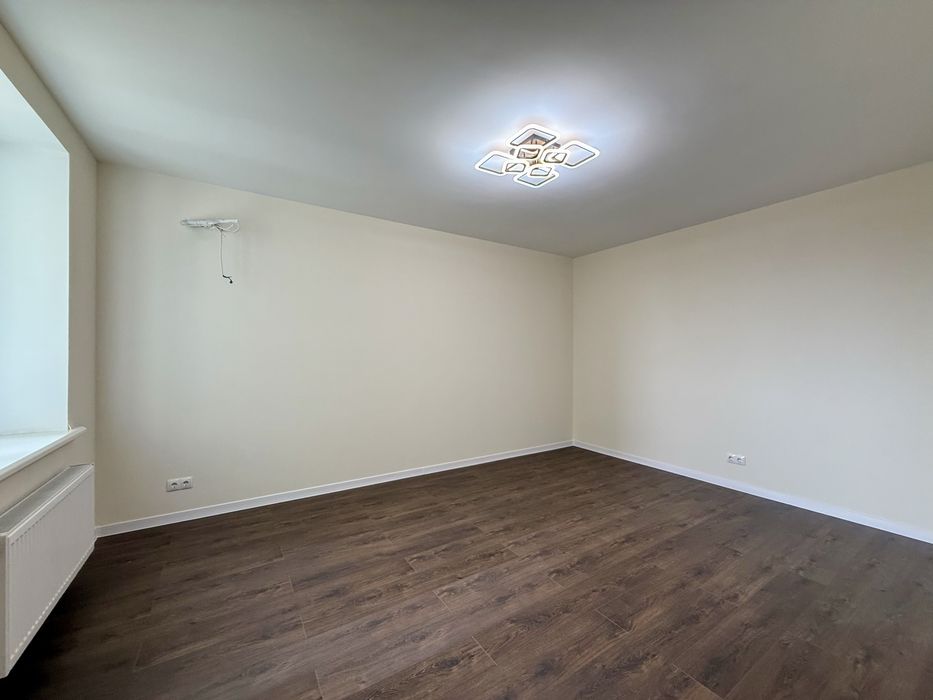 Трехкомнатная квартира с ремонтом в ЖК Леваневский.