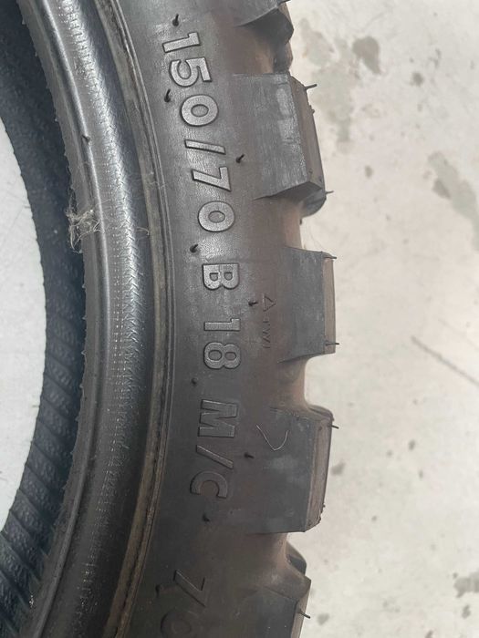 Pneus offroad TKC 80 para Transalp 755