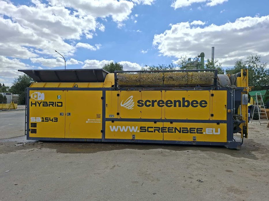 Wynajmę ROZDRABNIACZ i przesiewacz  do gruzu,ziemi,odpadów,drewna,itp