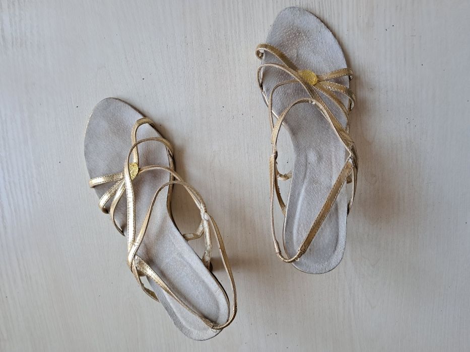 Босоніжки каблук 8см