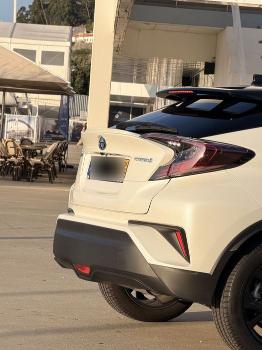 Toyota C-HR 1.8 Hybrid Exclusive