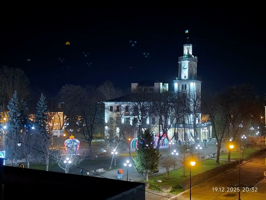 Подобова Оренда 2 кім.кв.в центрі міста