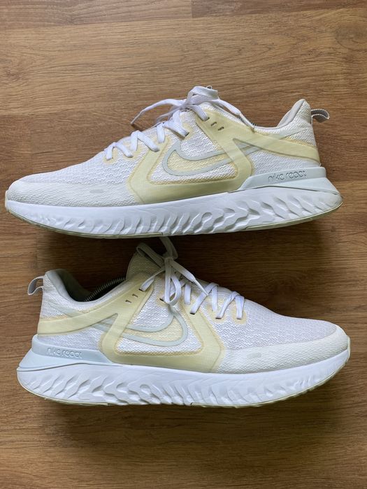 Кроссовки Nike Legend React 2 размер 46 стелька 30