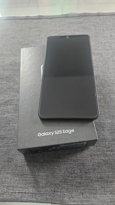 Samsung S25 Edge Czarny 256 gb Dual sim Rtv Agd
