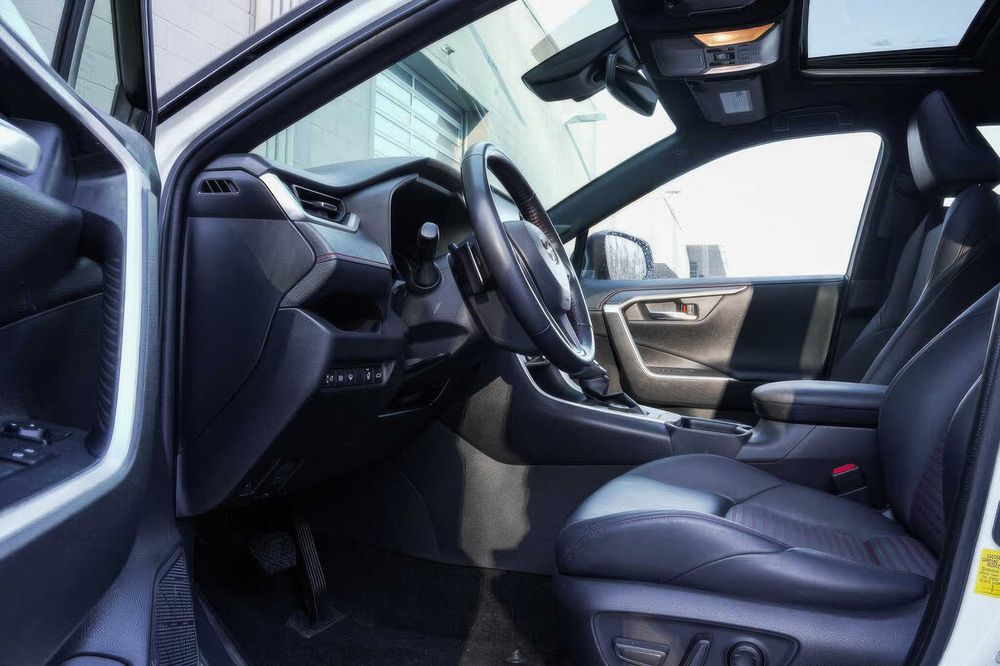 Toyota RAV4 Prime XSE      2022