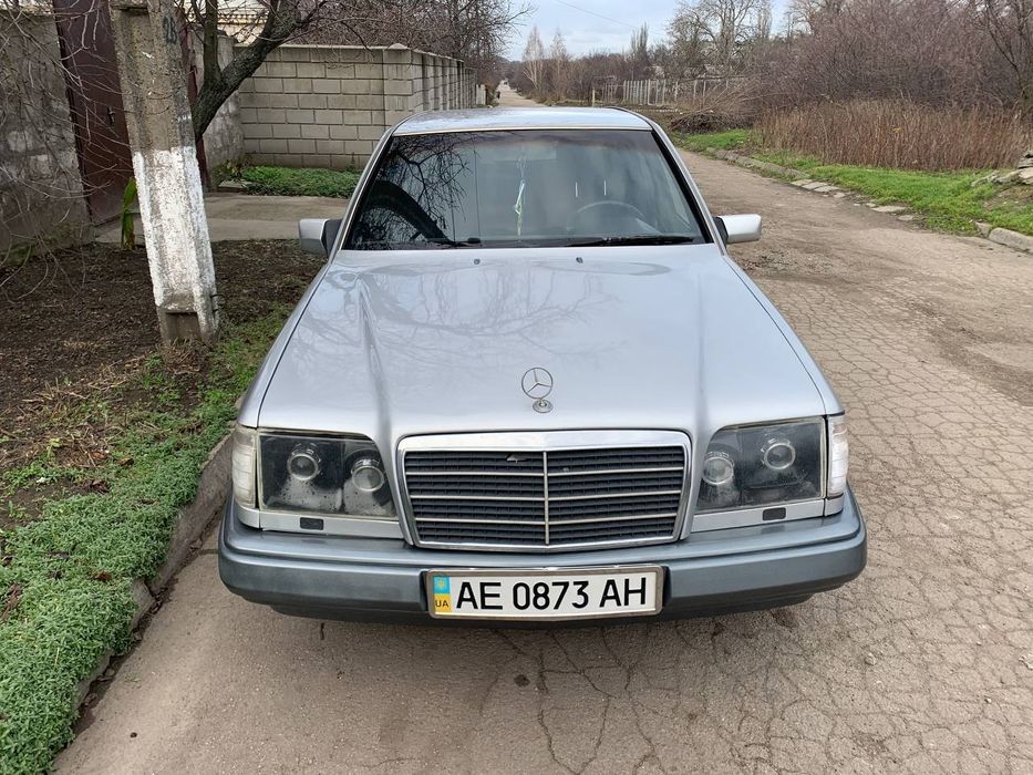 Мерседес w124,е280