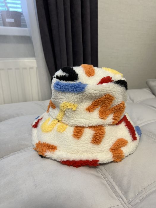 Яскрава плюшева панама капелюх