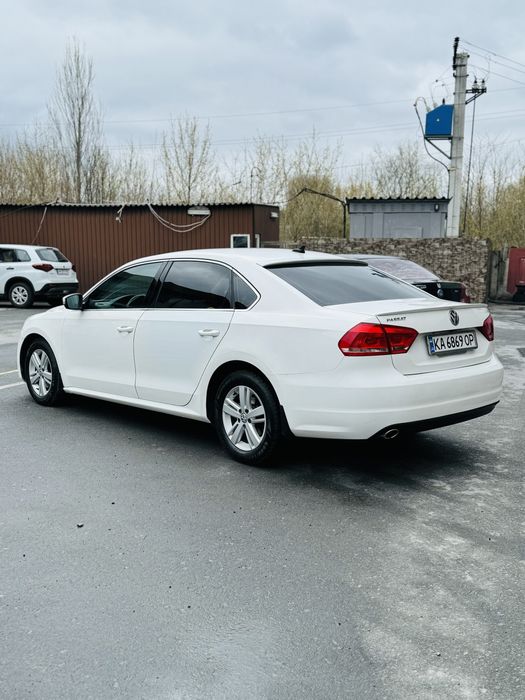 Volkswagen Passat B7 2.0 TDI SE
