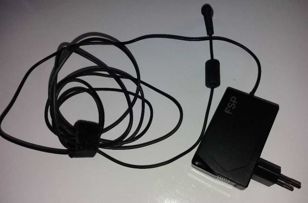 Komputer Mini Pc Intel Nuc NUC6CAYH 8gb Ram J3455 Stan idealny.