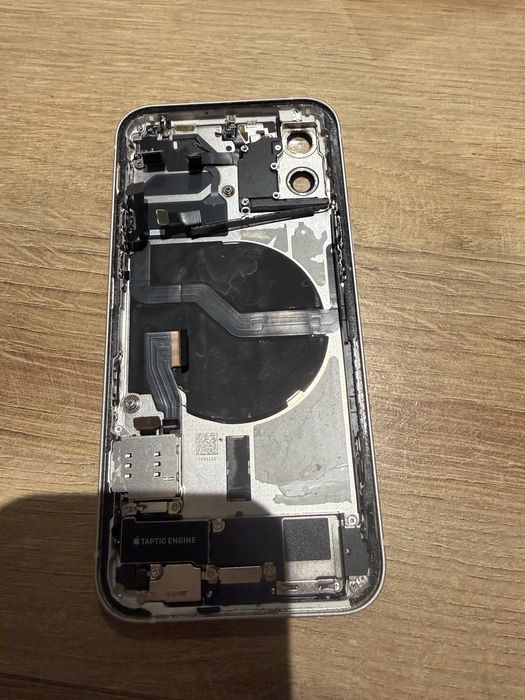 Korpus uzbrojony iphone 12 biały stan idealny