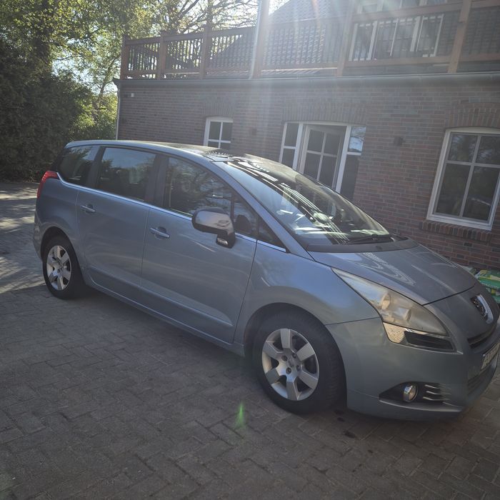 Peugot 5008 2009rok 1.6hdi