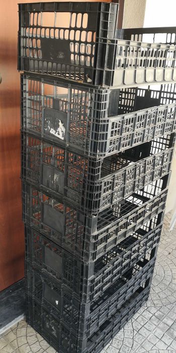 7 caixotes 60 cm x 39 cm X 20 cm