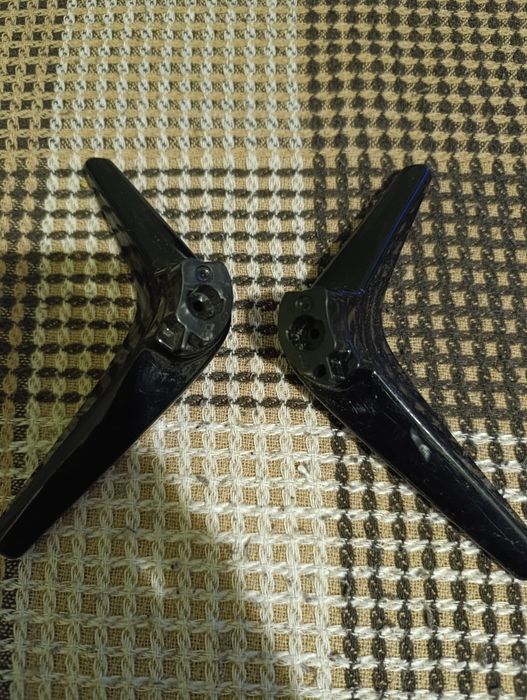 Ніжки, підставка для моніторів та телевізорів