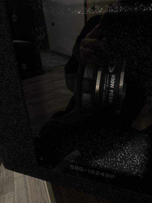 Корпусний сабвуфер Alpine SBG-1224BP з посилювачем і проводкою