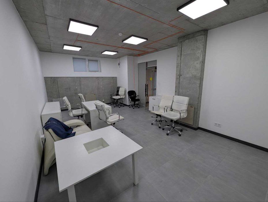 Продаж приміщення 395м2.,вул. В.Великого ЖК Америка Без комісії