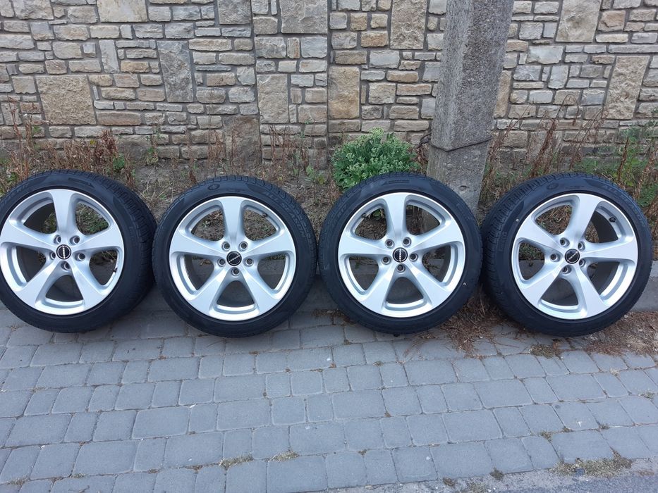 Тітани,диски,шини r17 5/110 чудовий стан!