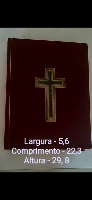 Livro de Orações com imagem Esculpida