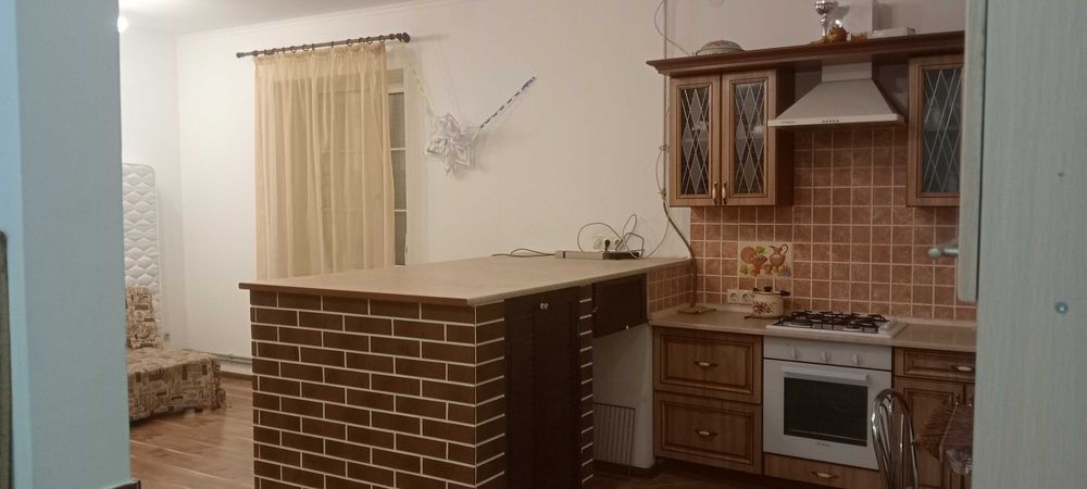 Будинок в екологічній, спокійній місцевості біля річки та заповідника