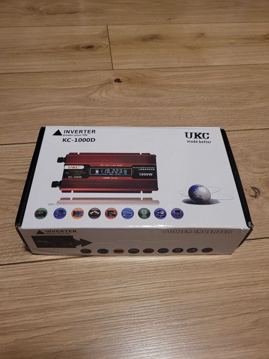 Перетворювач напруги / інвертор 12 на 220 (UKC KC-1000D)