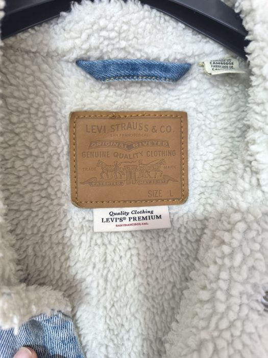 Levi's kurtka jeansowa Trucker z kożuszkiem z kołnierzykiem ciepła męs