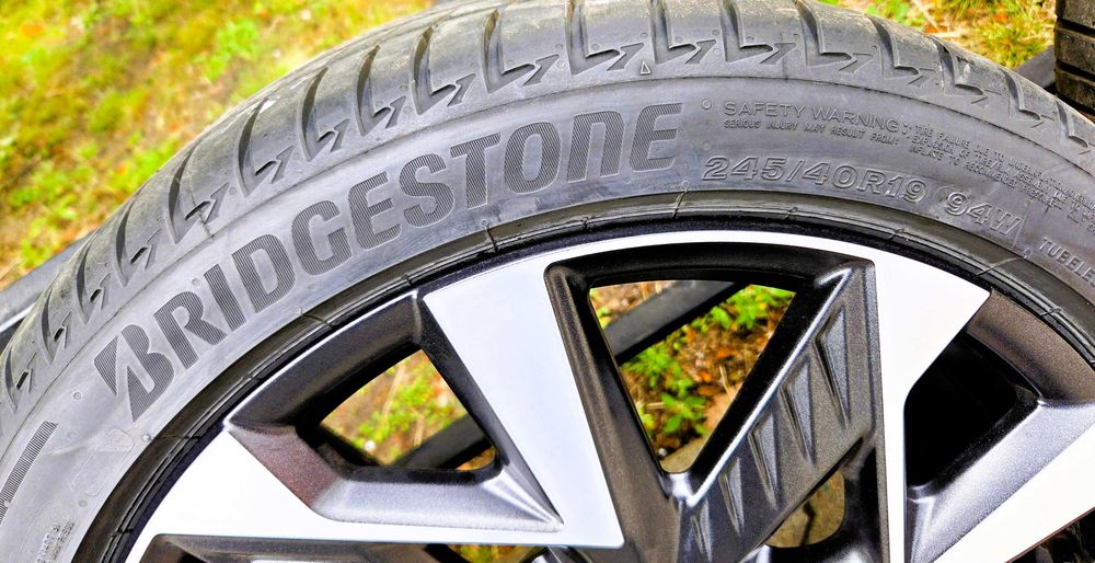 Cupra Formentor Koła 19 Cali Sandstorm Bridgestone Turanza T005 Lato Jak Nowe !!!