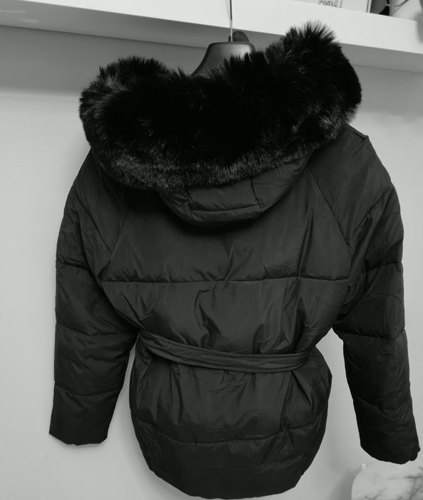 Nowa Kurtka damska, zimowa rozmiar XL, cena 150 zł.