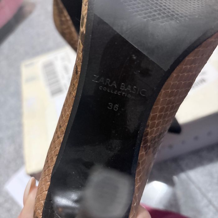 Sapato stiletto Zara novo