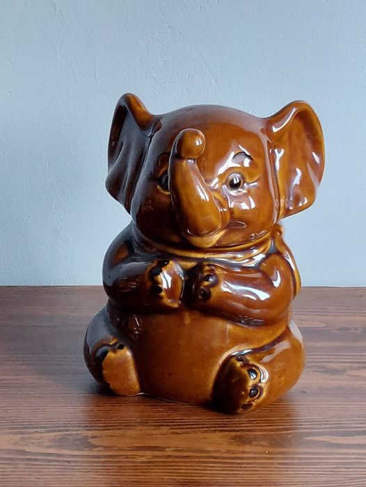 PRL ceramiczny pojemnik na ciasteczka Słoń z lat 60-70