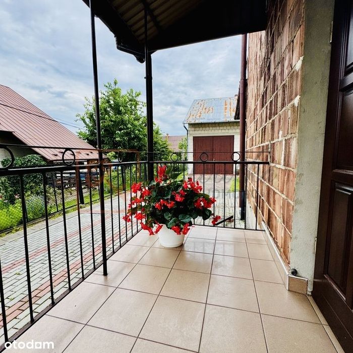 Dom Krasne 282m² + budynek gosp. 134m² 8ar 10pokoi