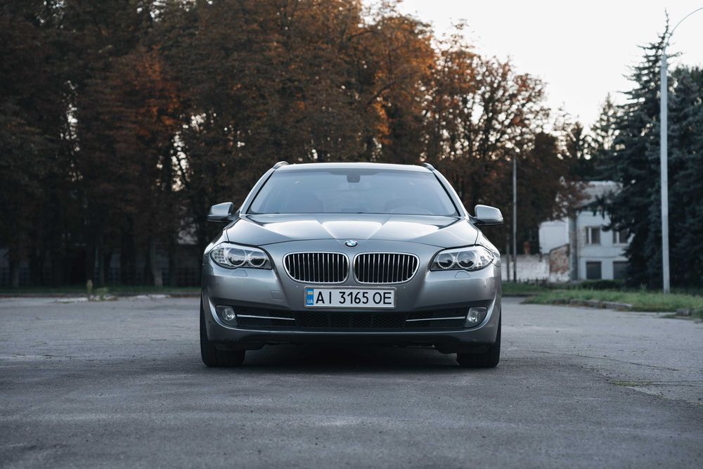 Продам власну BMW 5 Series 218 к.с універсал, топ комплектація
