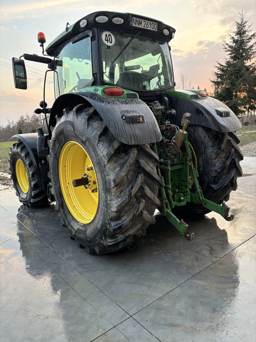 Sprzedam John Deere 6215 R z niemiec