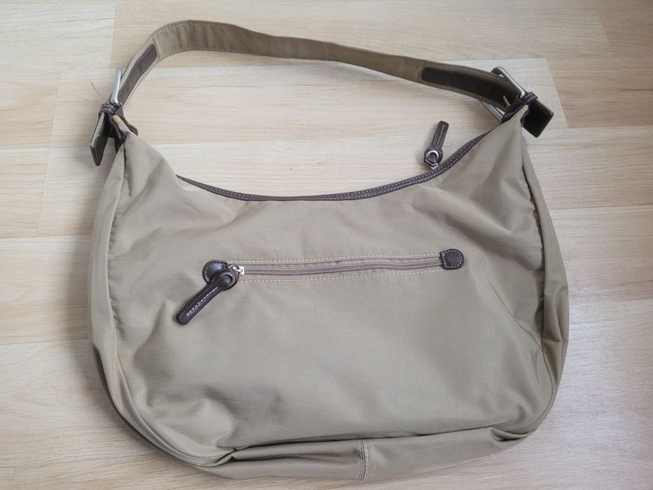 Torebka hobo David Jones