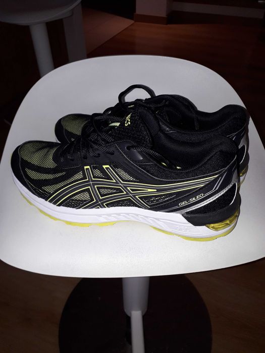 Asics buty sportowe do biegania 40.5