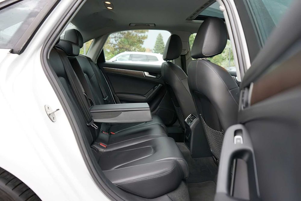 Audi A4 2.0T Quattro Premium Plus      2014