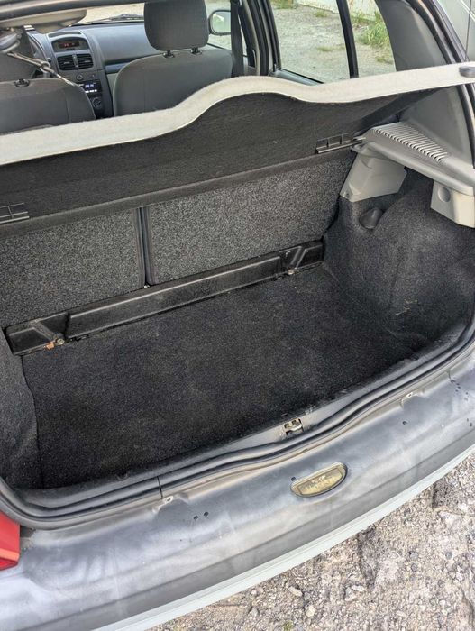 Renault Clio 1.2 бензин