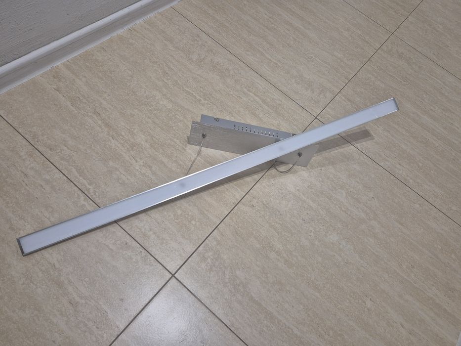 Podłużna lapma led leroy