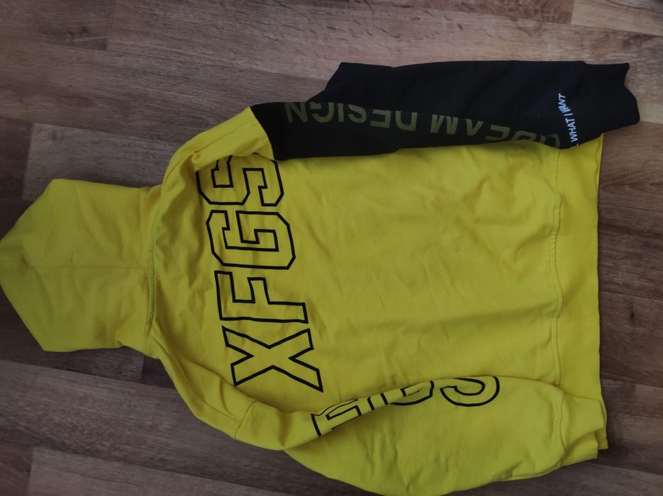 Кофта дитяча жовто-чорна 152