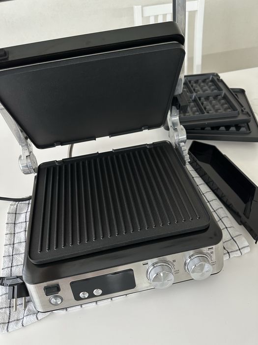 Електрогриль Delonghi MultiGrill 900