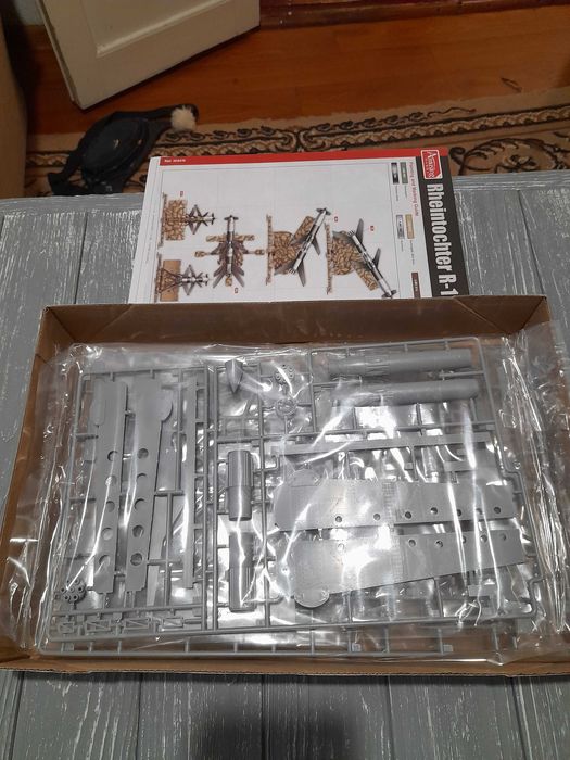 модель Amusing Hobby 35A010 Rheintochter R-1