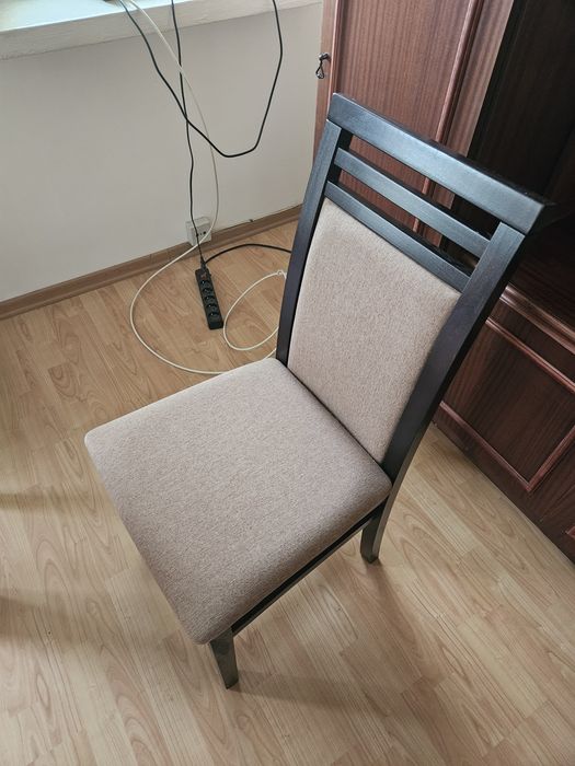 Krzesło 4szt. Do jadalni lub salonu. Wenge jak nowe.