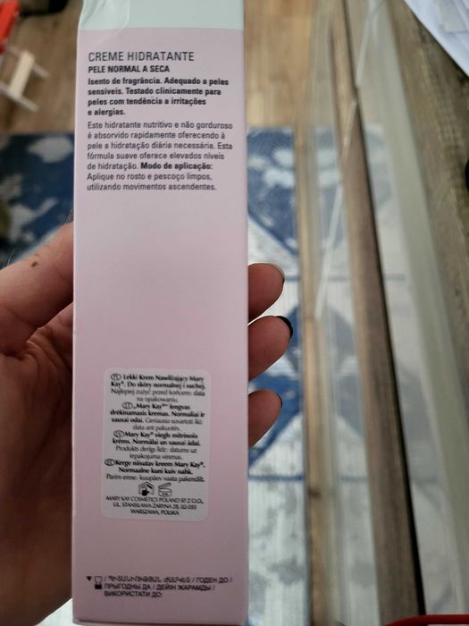 May kay lekki krem nawilżający 85g