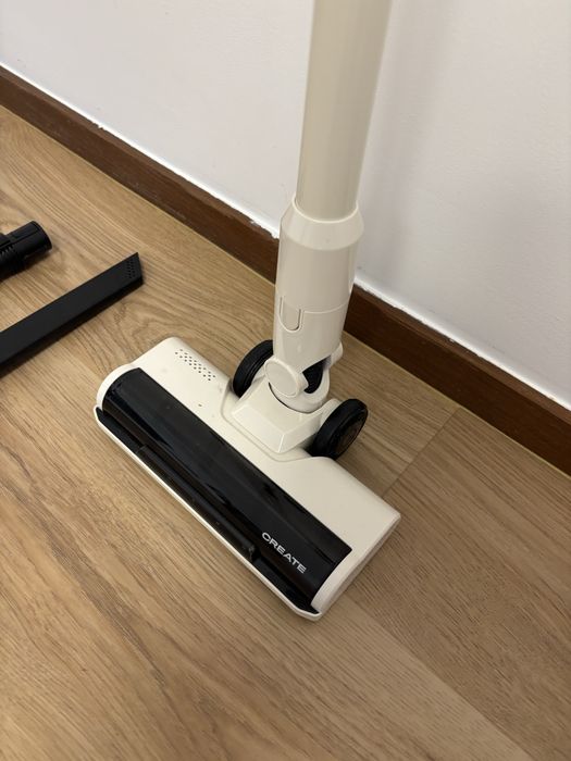 Aspirador vertical Create Cyclone Force com garantia