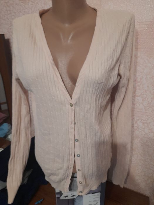 Кофта жіноча . Кофта